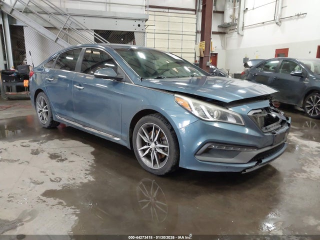 HYUNDAI SONATA SPORT 2.0T - 1