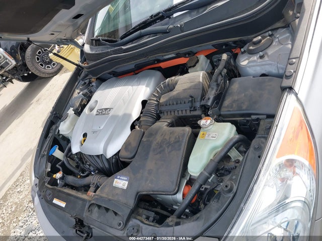 HYUNDAI SONATA HYBRID - 10