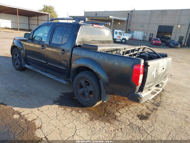 2005 Nissan FRONTIER LE 照片 3
