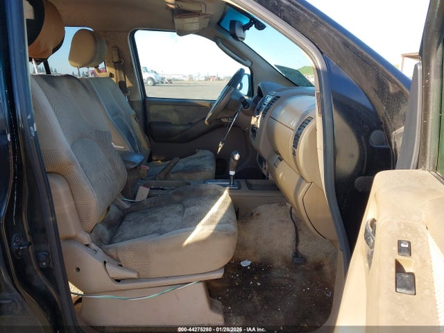 2005 Nissan FRONTIER LE 照片 5