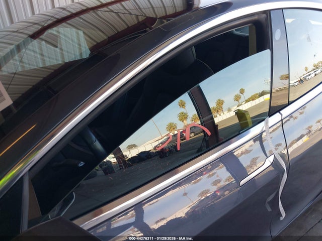 صورة 6 لـ 2018 Tesla MODEL 3 LONG RANGE/PERFORMANCE