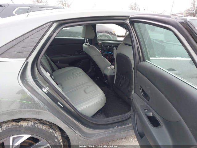 HYUNDAI ELANTRA HYBRID LIMITED - 8