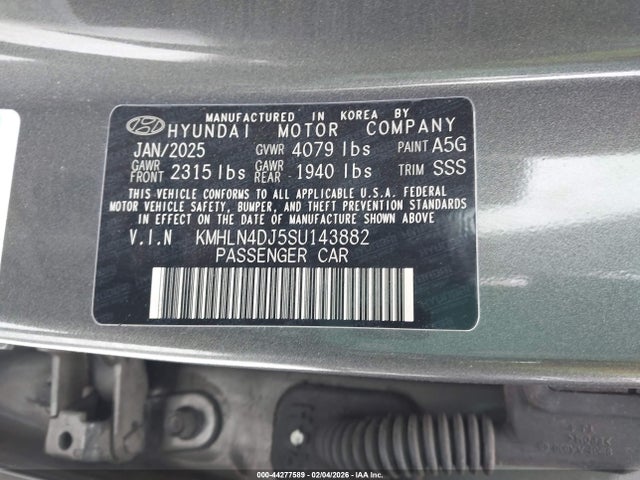 HYUNDAI ELANTRA HYBRID LIMITED - 9