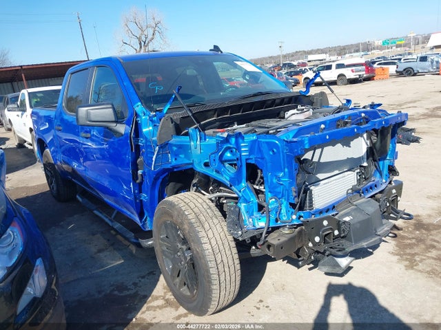 CHEVROLET SILVERADO 1500 2WD SHORT BED CUSTOM - 1