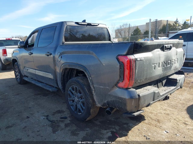 TOYOTA TUNDRA - 3