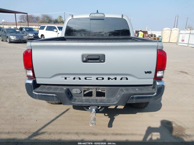 2019 TOYOTA TACOMA SR5 V6 16