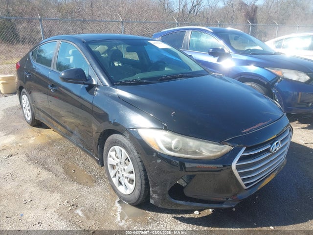 HYUNDAI ELANTRA SE - 1