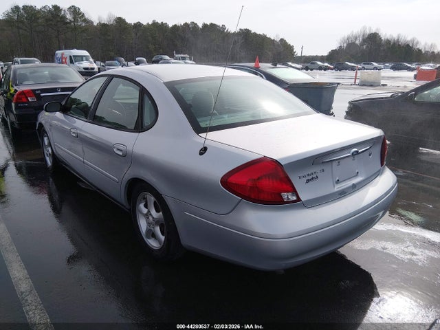 FORD TAURUS SE - 3