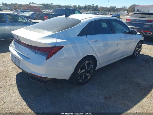 HYUNDAI ELANTRA HYBRID LIMITED - 4