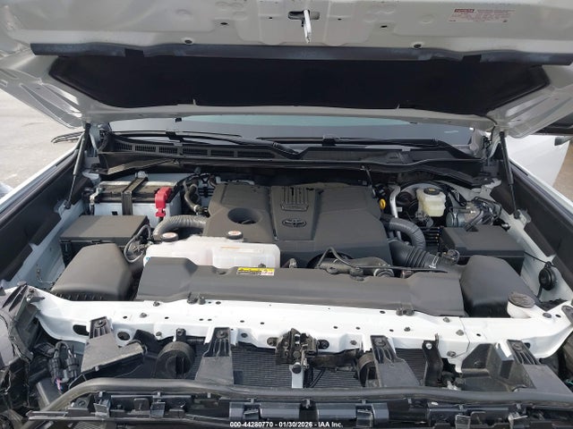 TOYOTA TUNDRA - 10