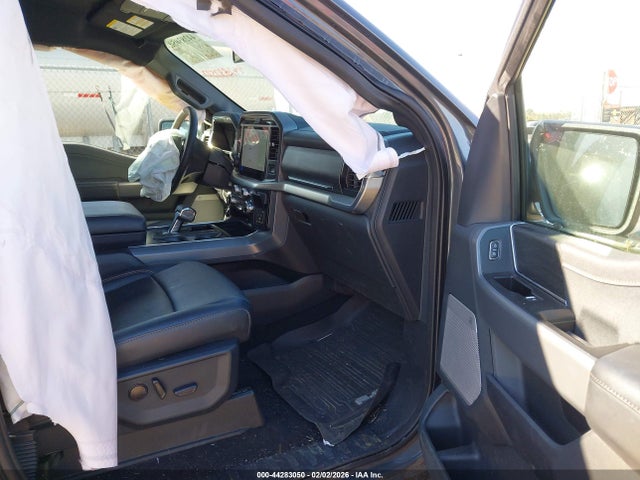 2025 FORD F-150 LARIAT 照片 5