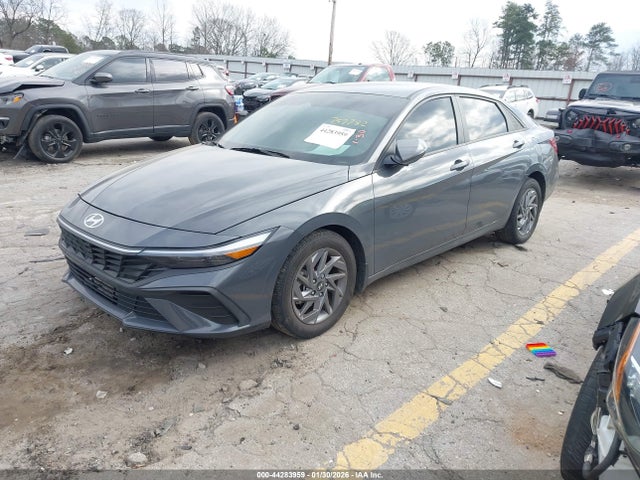 HYUNDAI ELANTRA SEL - 2