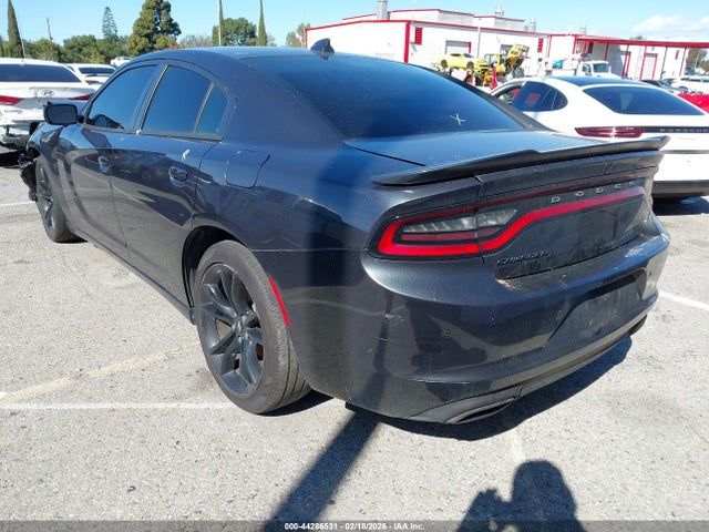 DODGE CHARGER SXT PLUS RWD - 3