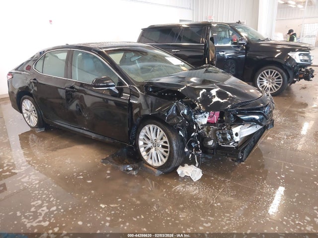 2020 TOYOTA CAMRY XLE HYBRID