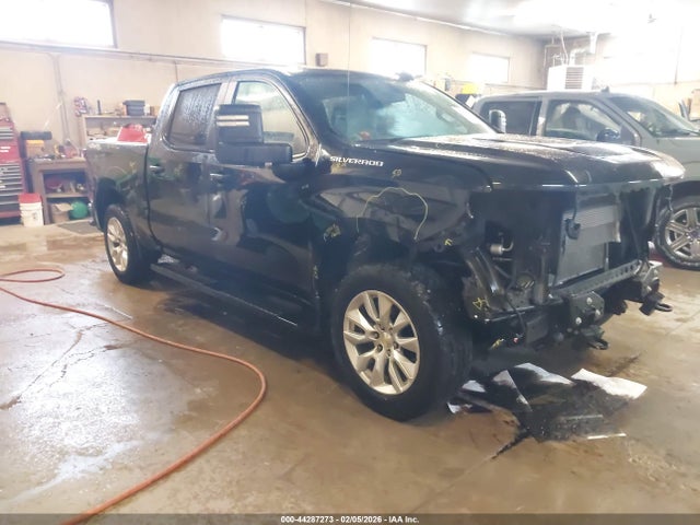 CHEVROLET SILVERADO 1500 CUSTOM - 1