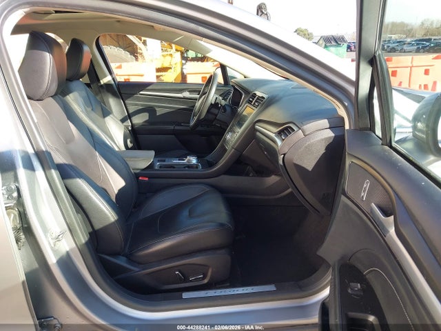 FORD FUSION TITANIUM - 5