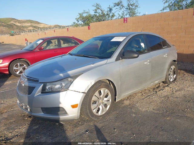 CHEVROLET CRUZE LS MANUAL - 2