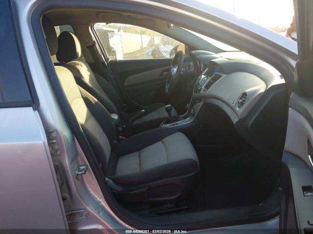 CHEVROLET CRUZE LS MANUAL - 5