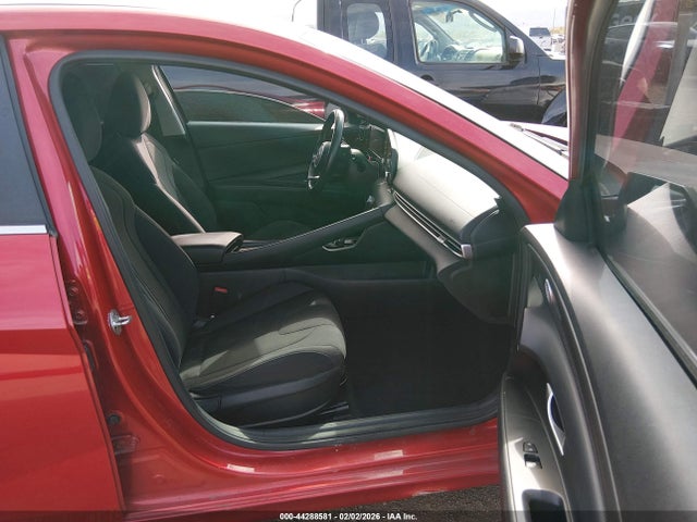 HYUNDAI ELANTRA SEL - 5