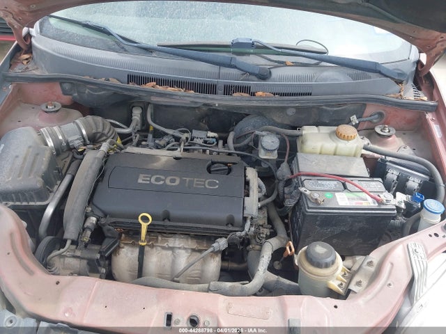 CHEVROLET AVEO 1LT - 10