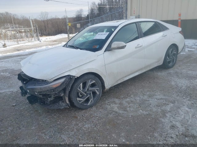 HYUNDAI ELANTRA HYBRID LIMITED - 2