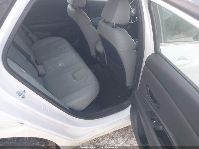 HYUNDAI ELANTRA HYBRID LIMITED - 8