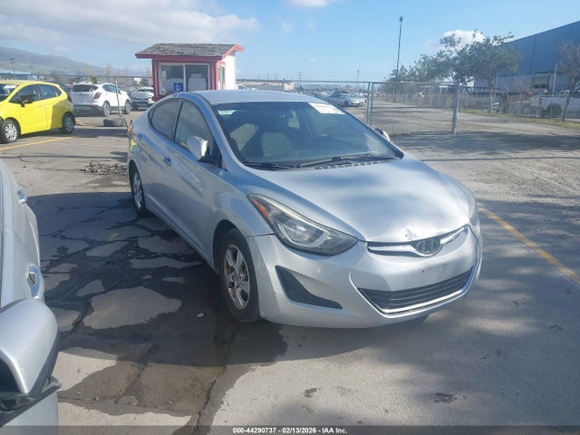 2014 HYUNDAI ELANTRA SE