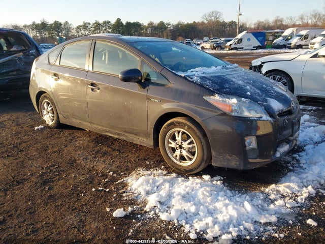 TOYOTA PRIUS - 1