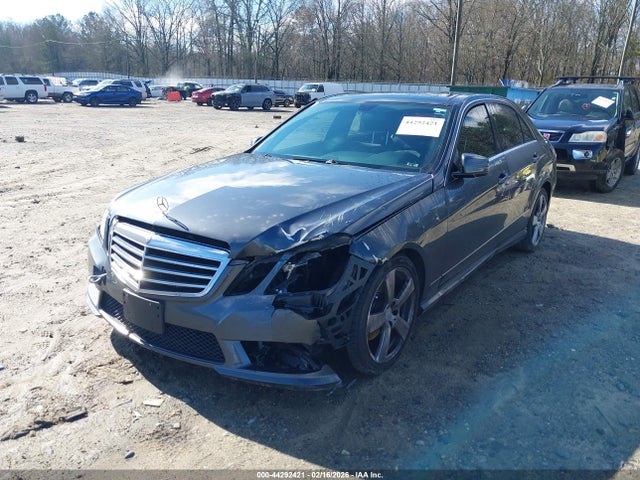 MERCEDES-BENZ E-CLASS - 6