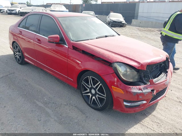 2013 MERCEDES-BENZ C 250 SPORT