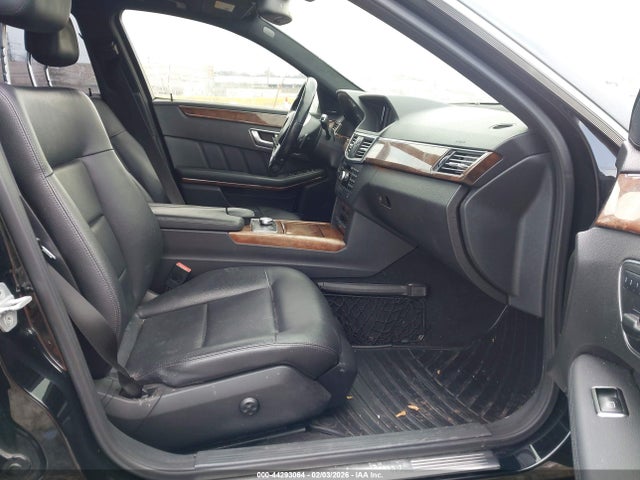 MERCEDES-BENZ E-CLASS - 5