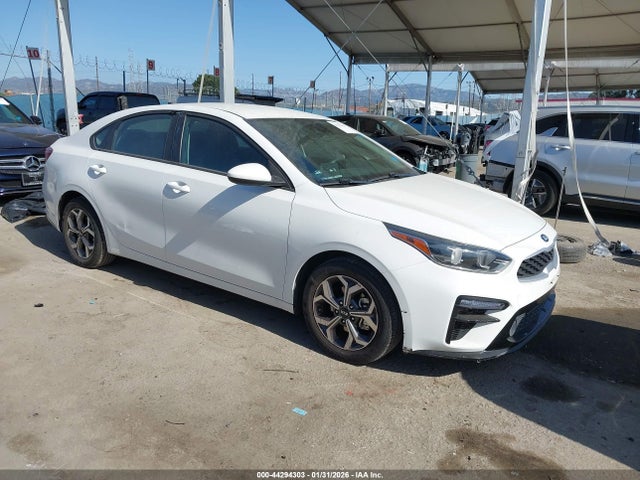 KIA FORTE LXS - 1
