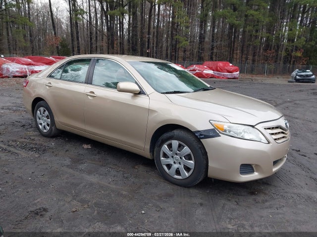 2010 TOYOTA CAMRY LE