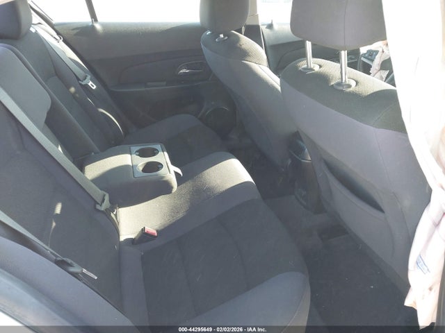 CHEVROLET CRUZE 1LT - 8