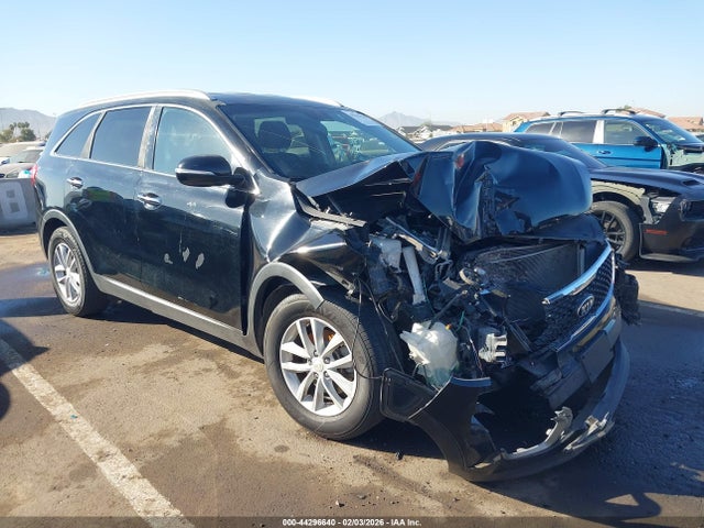 2016 KIA SORENTO 2.4L LX