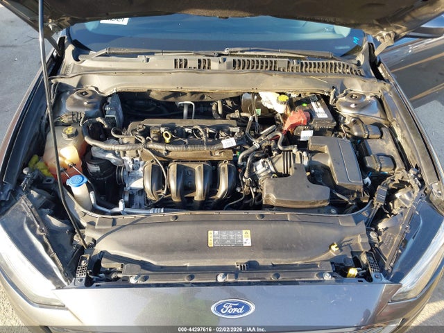 FORD FUSION SE - 10