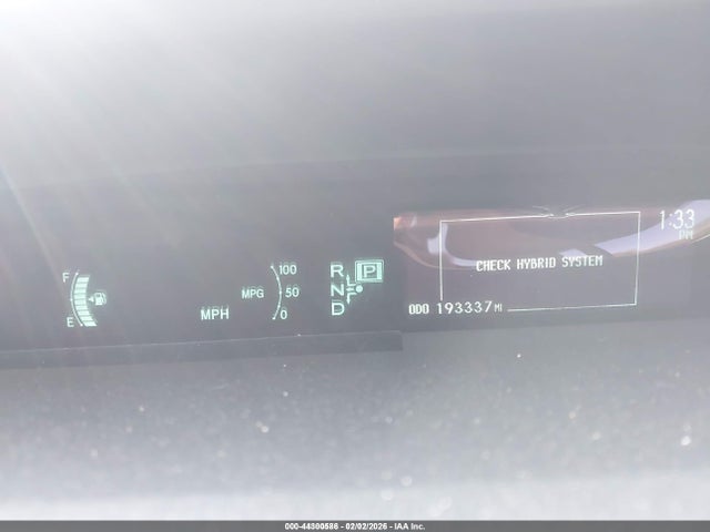 2010 Toyota PRIUS III — фото 7