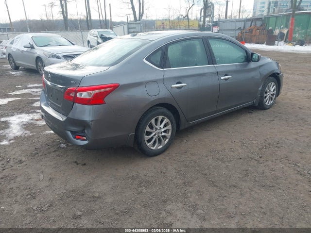 2018 Nissan SENTRA SV — фото 4