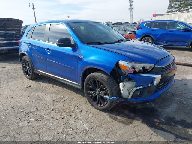 2017 MITSUBISHI OUTLANDER 2.0 LE