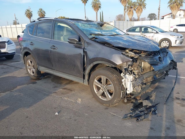 2015 TOYOTA RAV4 XLE