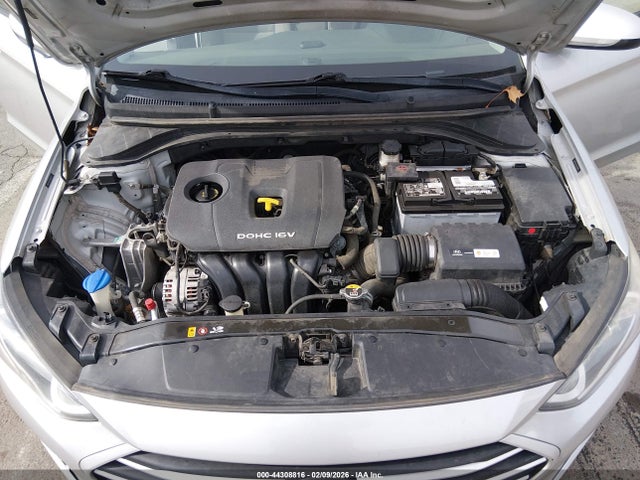 HYUNDAI ELANTRA SE - 10