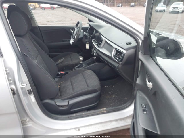 KIA RIO LX - 5