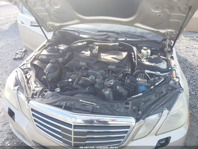 MERCEDES-BENZ E-CLASS - 10