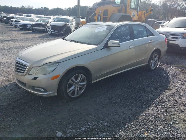 MERCEDES-BENZ E-CLASS - 2