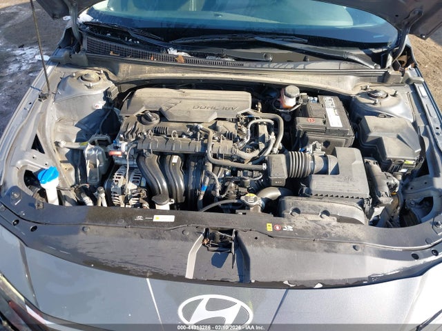 HYUNDAI ELANTRA SEL - 10