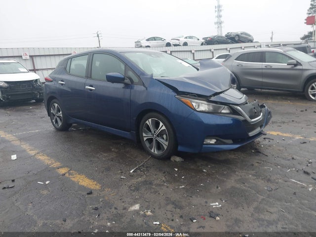 2021 NISSAN LEAF SV 40 KWH