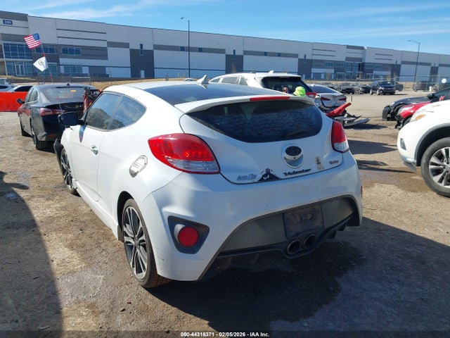 HYUNDAI VELOSTER TURBO - 3