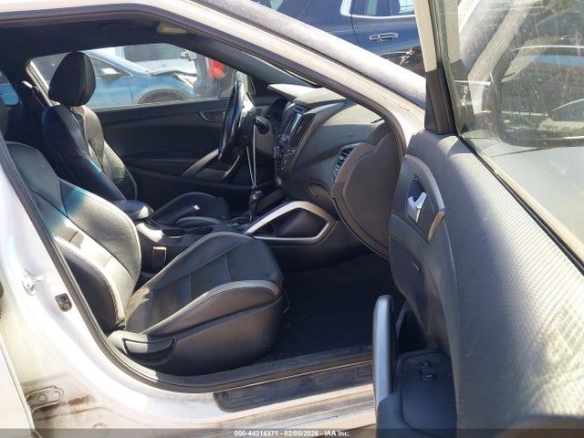 HYUNDAI VELOSTER TURBO - 5