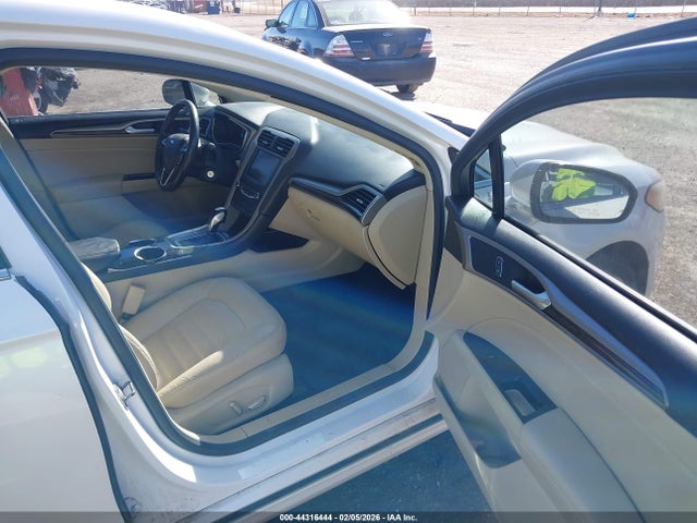 FORD FUSION SE - 5