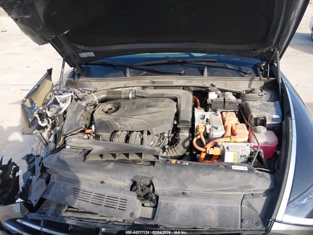 HYUNDAI SONATA HYBRID LIMITED - 10